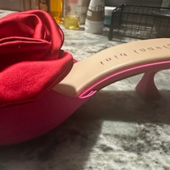 Gianni Bini Pink/ LG RED BOW SLIP ON PUMP NEVER WORN IN WRAPPER! - SIZE 9.5 M - Picture 9 of 13